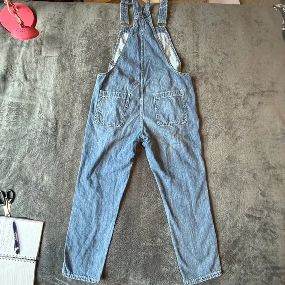 GAP Denim Overalls Womens Size Medium Light Wash Classic Adjustable Straps - Picture 3 of 4